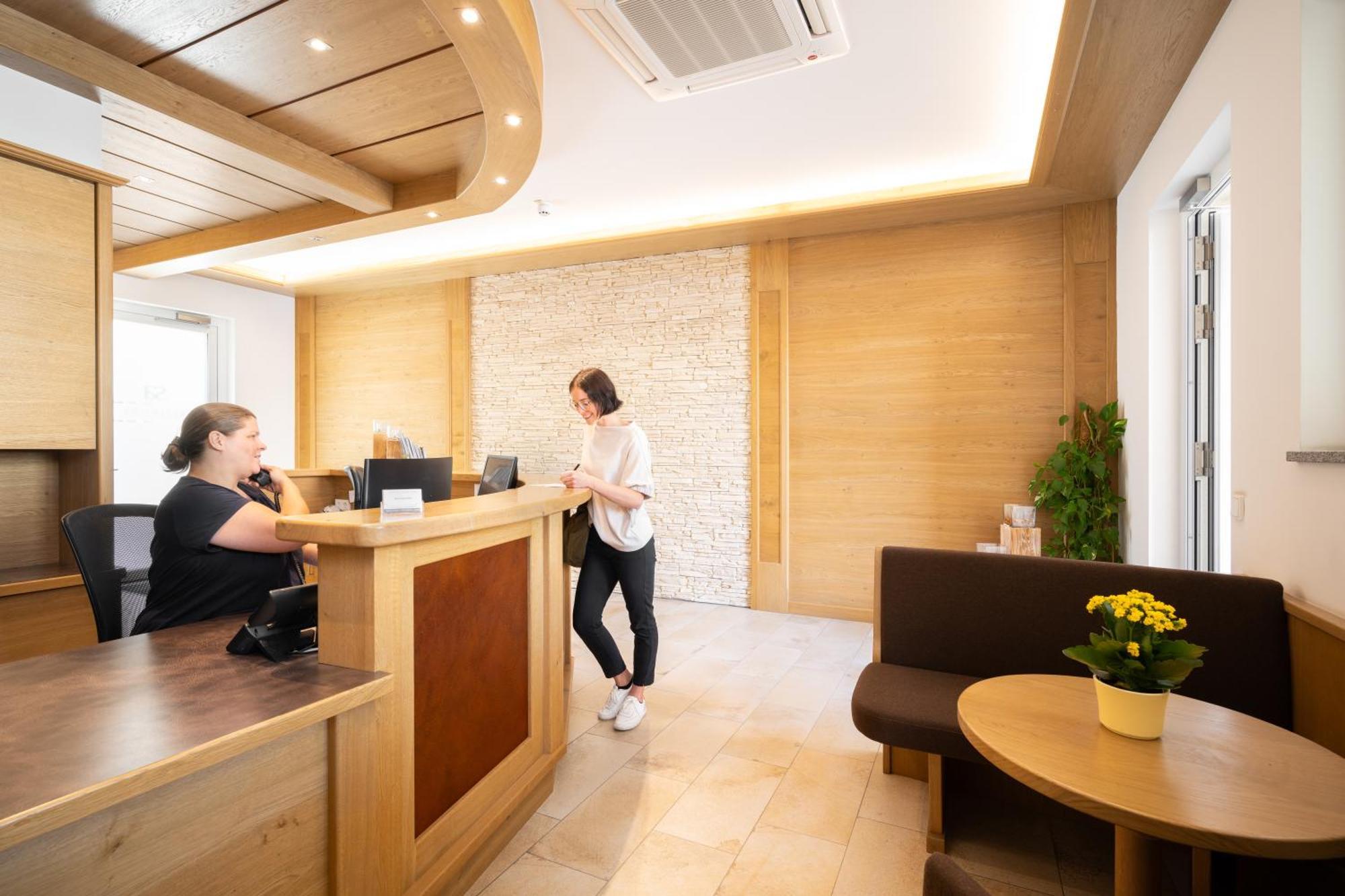 Snooze Apartments 홀츠키르첸 외부 사진
